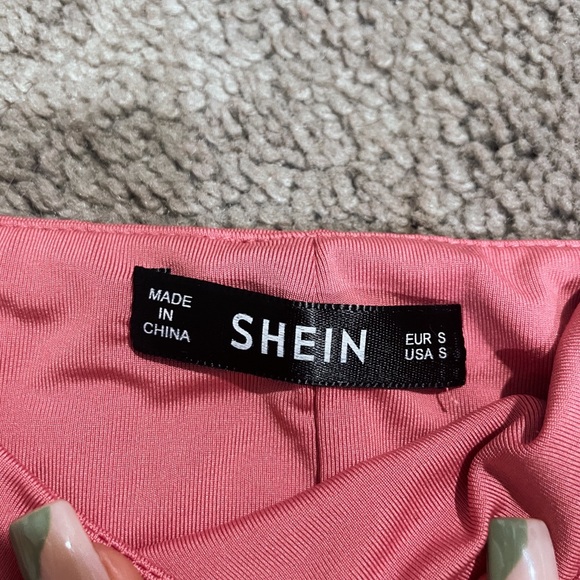 Croped pink shine too with tie straps - Picture 2 of 2